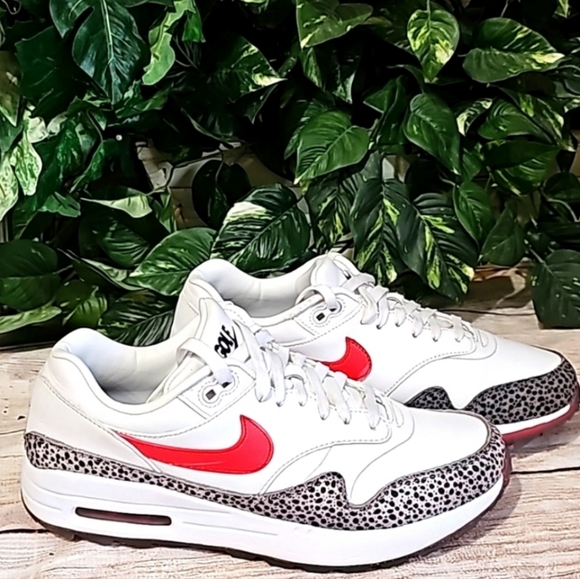 Nike Other - Nike Air Max 1 G NRG 7.5